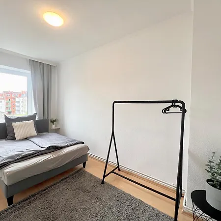 Gemuetliches, Geraeumiges Im Herzen Von * Kiel